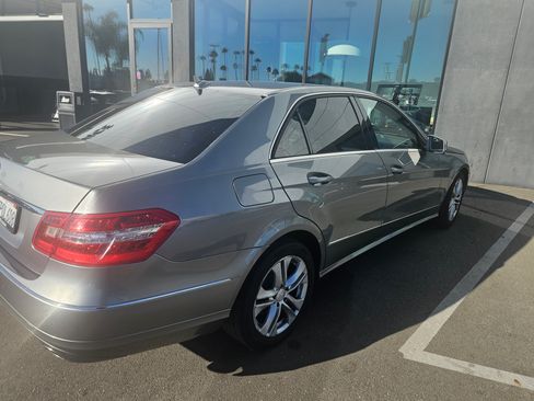 Used 2011 Mercedes-Benz E 350 Sedan image 4