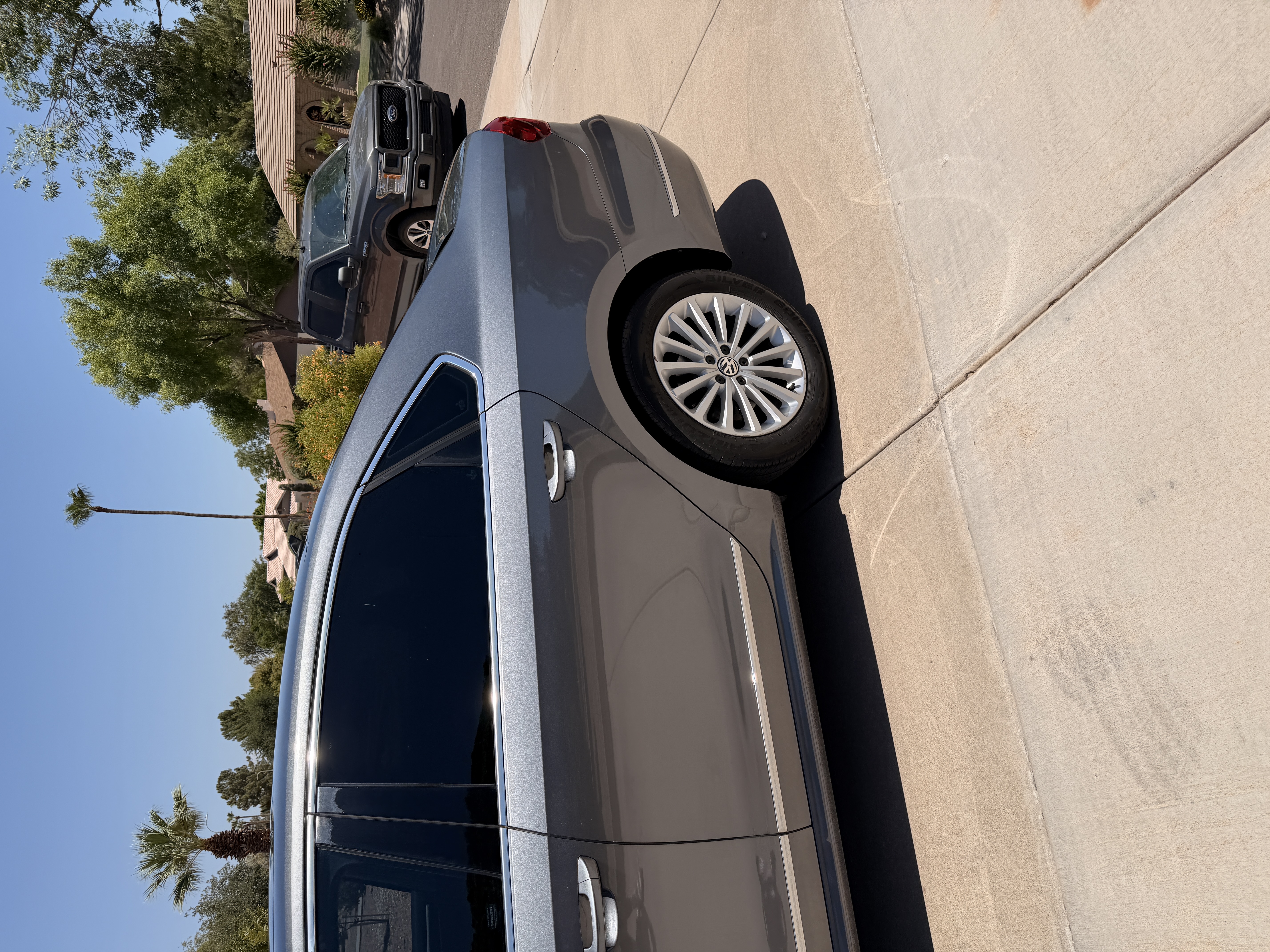 Used 2017 Volkswagen Passat 1.8T SE FWD image 9