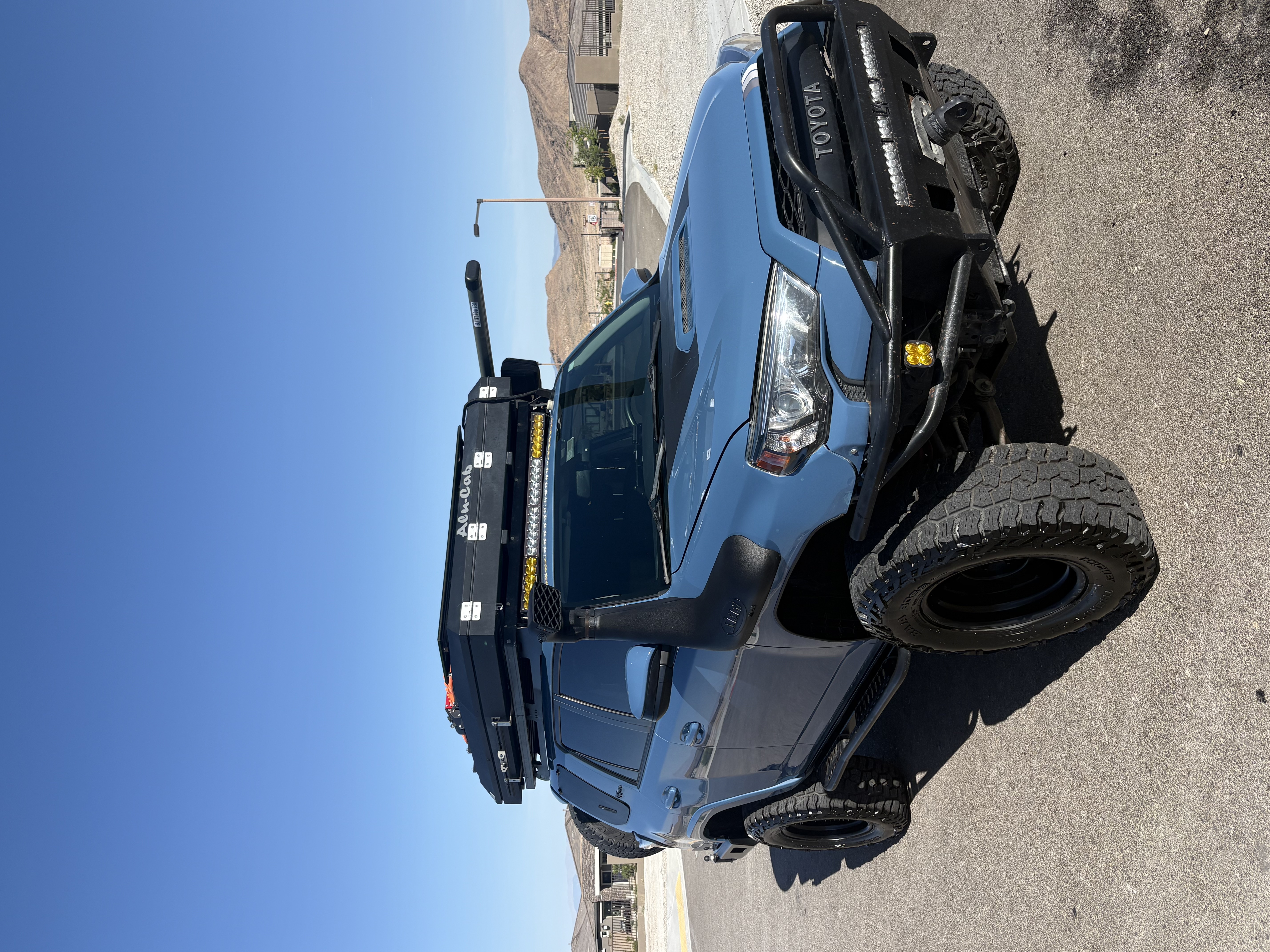 Used 2018 Toyota 4Runner TRD Pro AWD/4WD image 9
