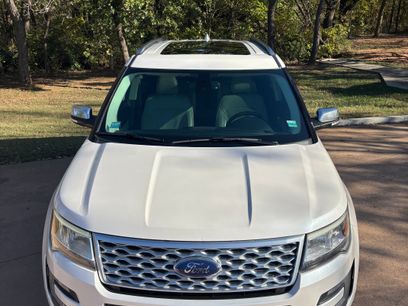 Used 2017 Ford Explorer Platinum