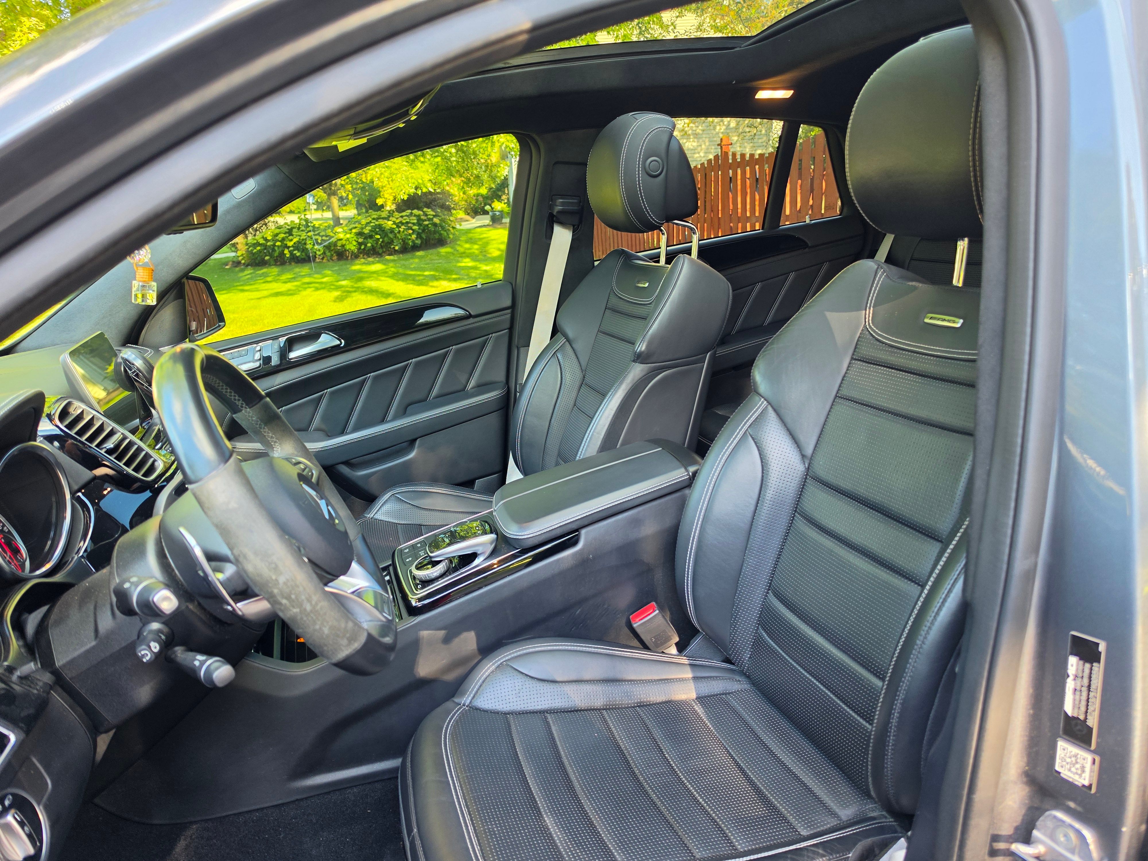 Used 2019 Mercedes-Benz GLE 63 AMG S image 30
