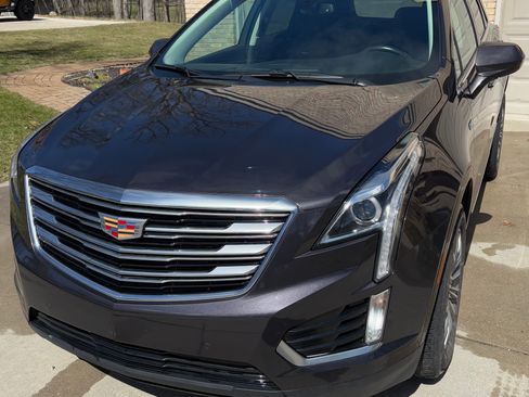 Used 2018 Cadillac XT5 Luxury image 12