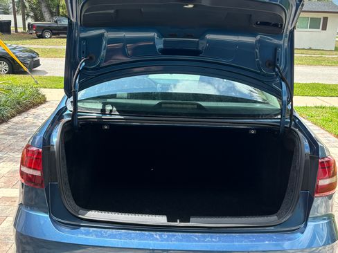 Used 2017 Volkswagen Jetta S image 8