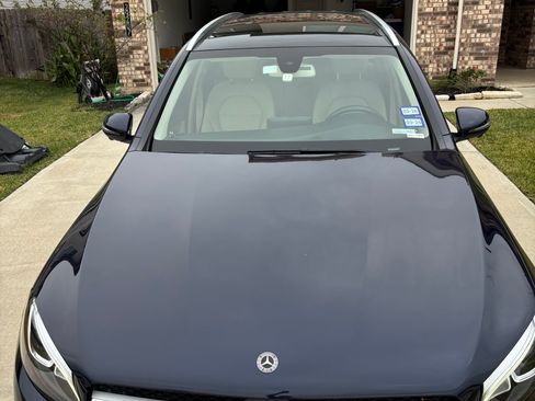 Used 2019 Mercedes-Benz GLC 300 image 2