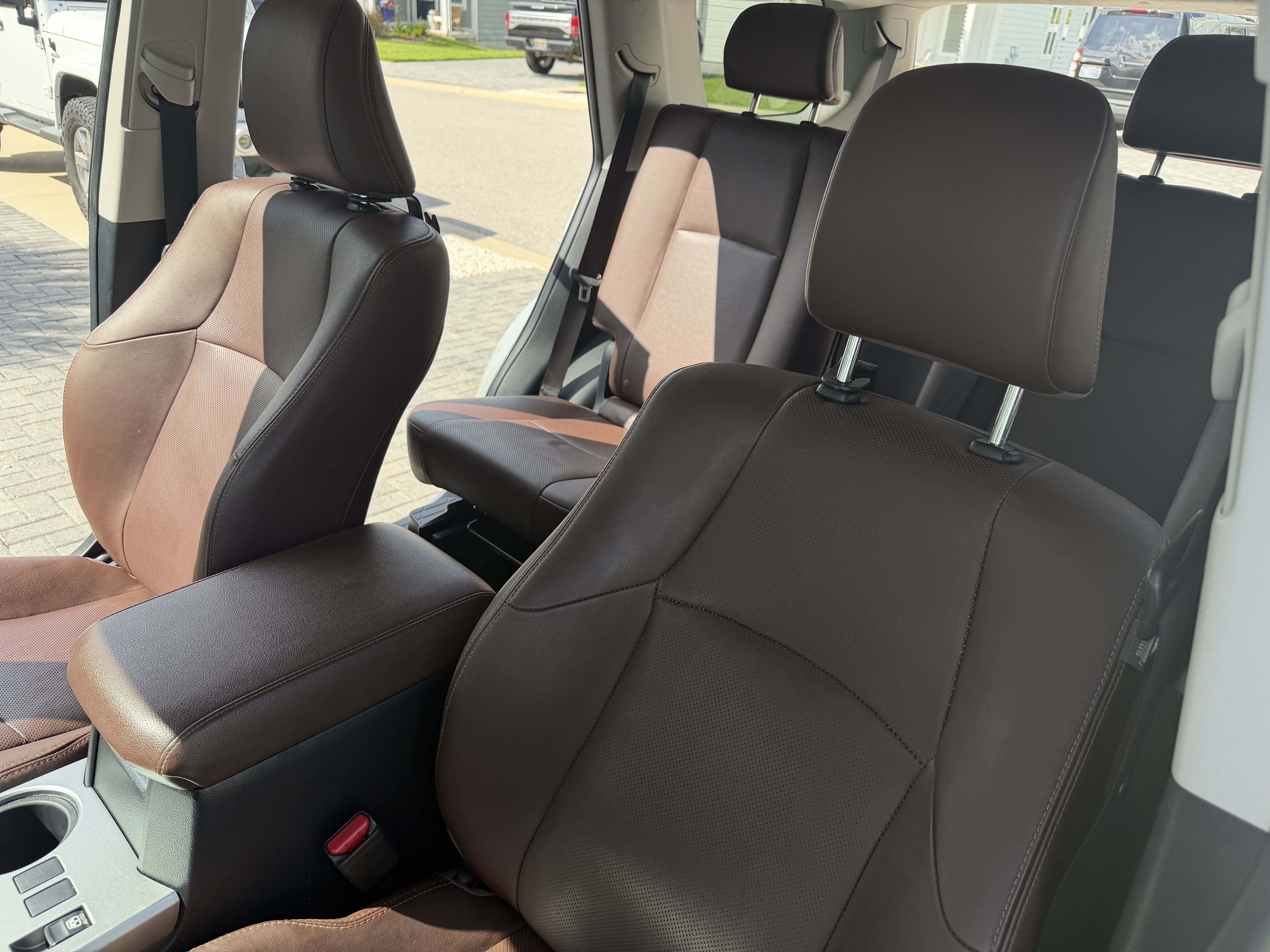 Used 2021 Toyota 4Runner Limited AWD/4WD image 15