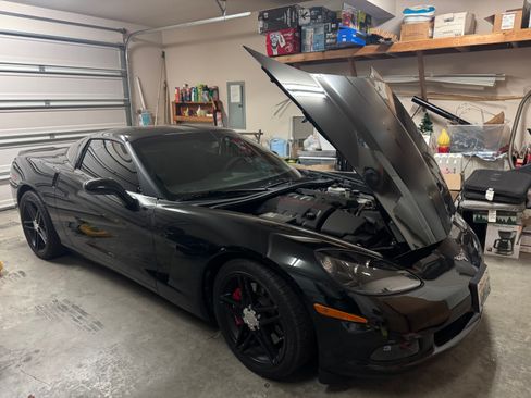 Used 2012 Chevrolet Corvette Coupe 2D w/ 3LT Preferred Equipment Group image 1