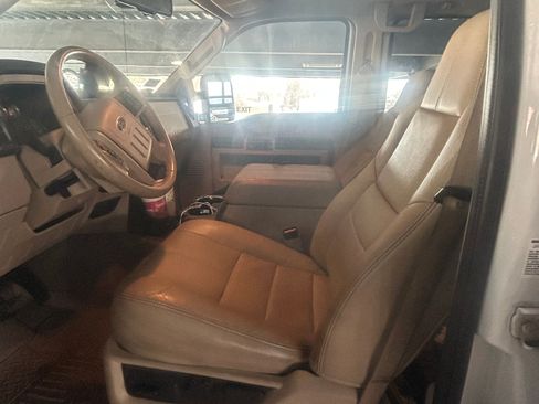 Used 2008 Ford F350 Lariat image 9