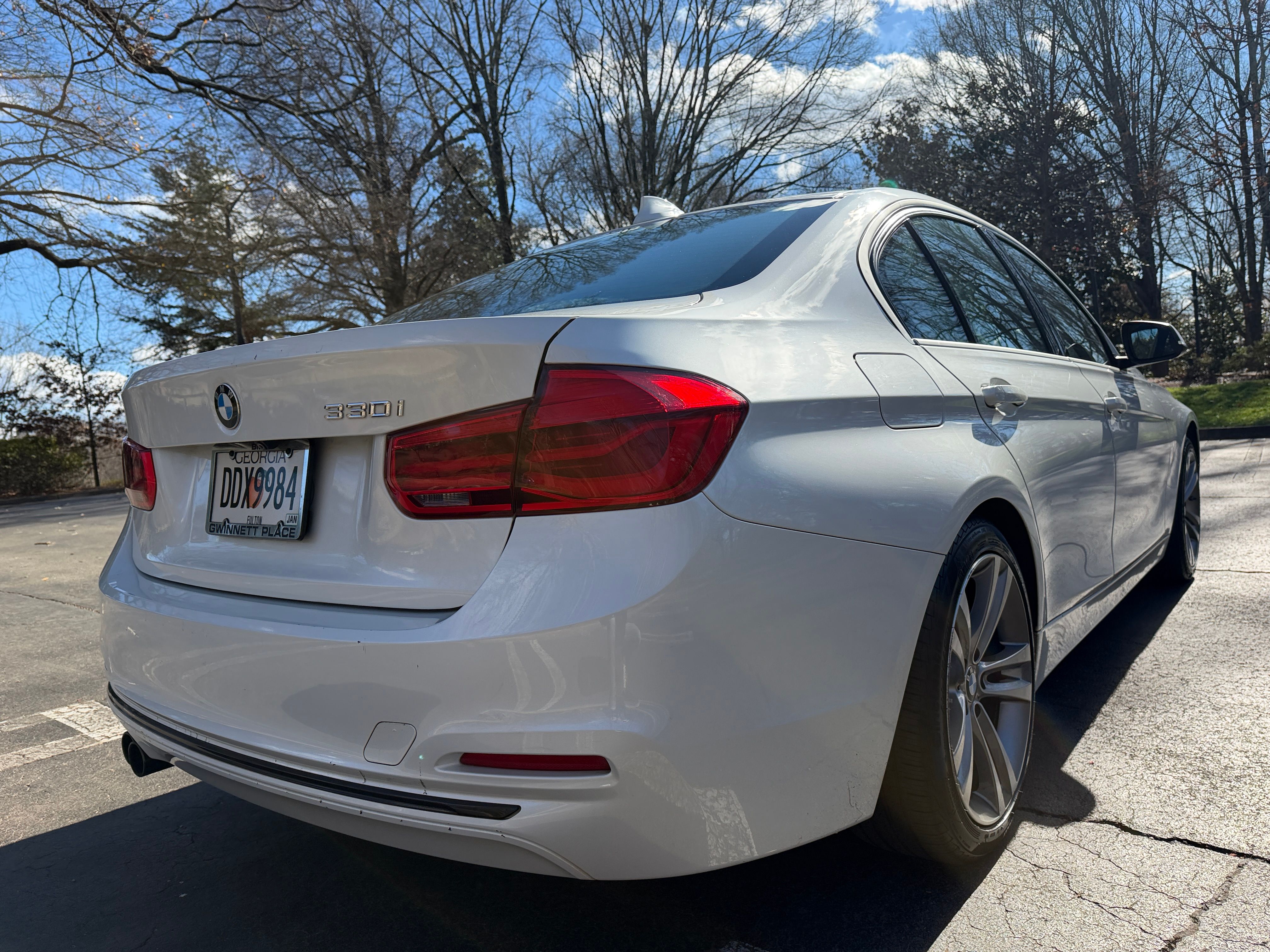 Used 2018 BMW 330i Sedan w/ Premium Package RWD image 9