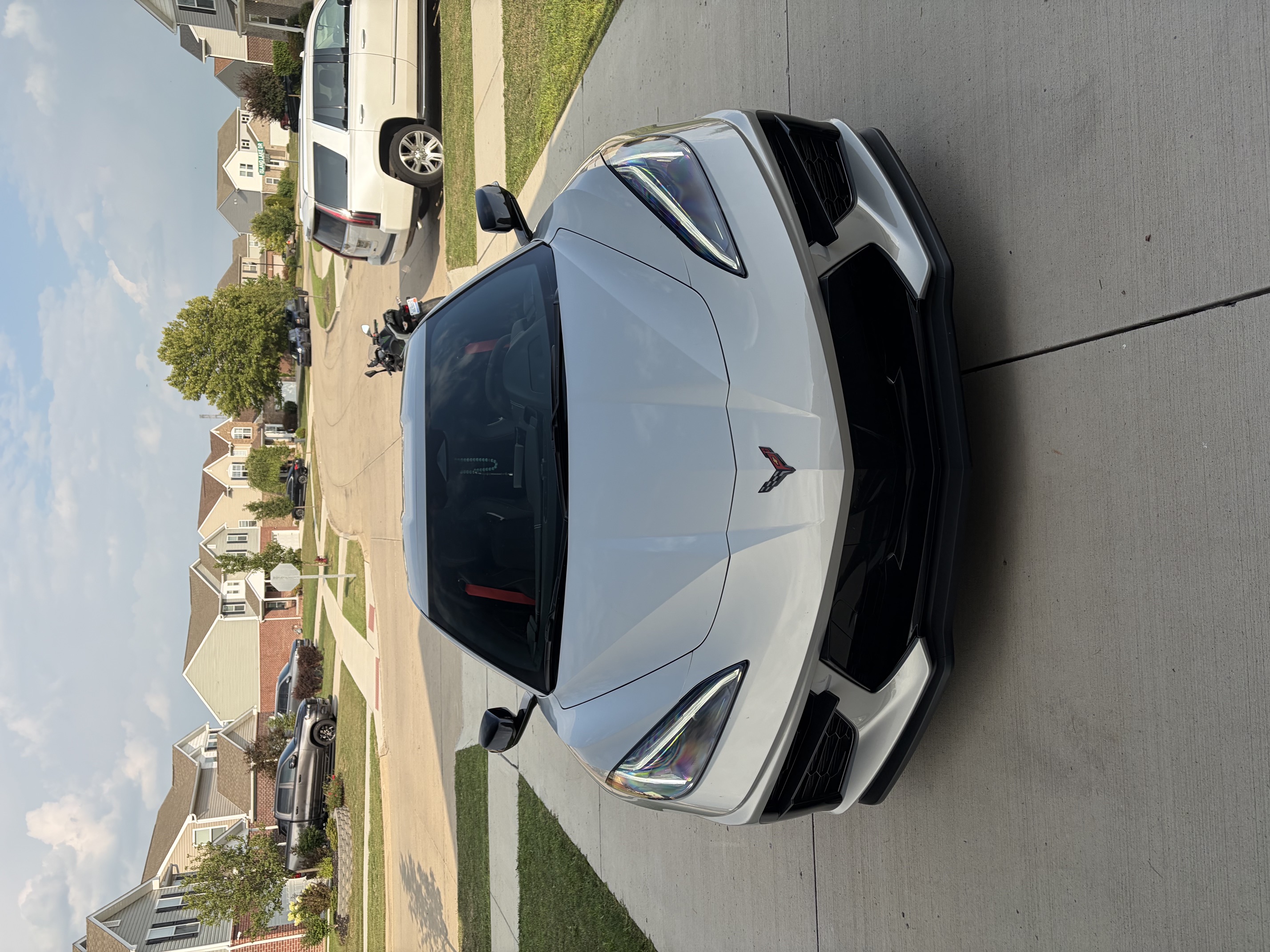 Used 2024 Chevrolet Corvette Stingray Coupe w/ Z51 Performance Package RWD image 1