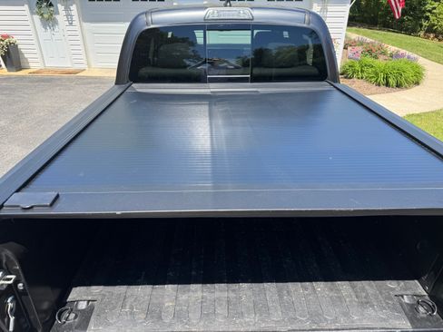Used 2019 Toyota Tacoma SR5 AWD/4WD image 20