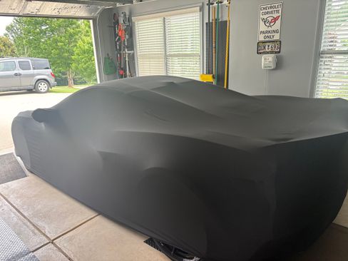 Used 2025 Chevrolet Corvette E-Ray w/ Stealth Interior Trim Package AWD/4WD image 22