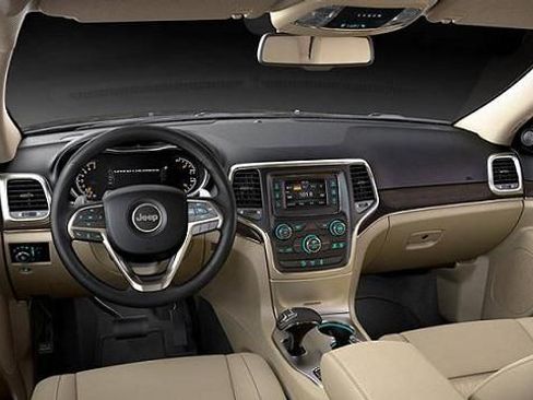 Used 2016 Jeep Grand Cherokee Overland w/ Trailer Tow Group IV image 5