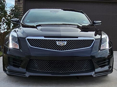 Used 2016 Cadillac ATS V w/ Carbon Fiber Package image 10