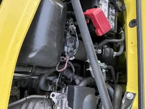 Used 2002 Toyota MR2 RWD image 17