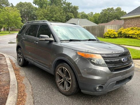 Used 2015 Ford Explorer Sport w/ Equipment Group 401A AWD/4WD image 11