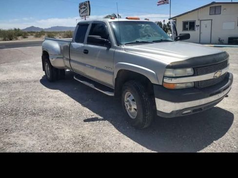 Used 2002 Chevrolet Silverado 3500 LT w/ Off-Road Skid Plate Pkg image 7
