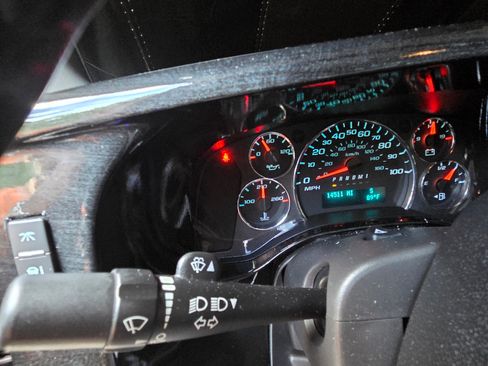 Used 2021 Chevrolet Express 2500 LS w/ Enhanced Convenience Package image 6