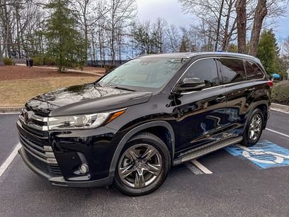 Used 2017 Toyota Highlander Limited Platinum