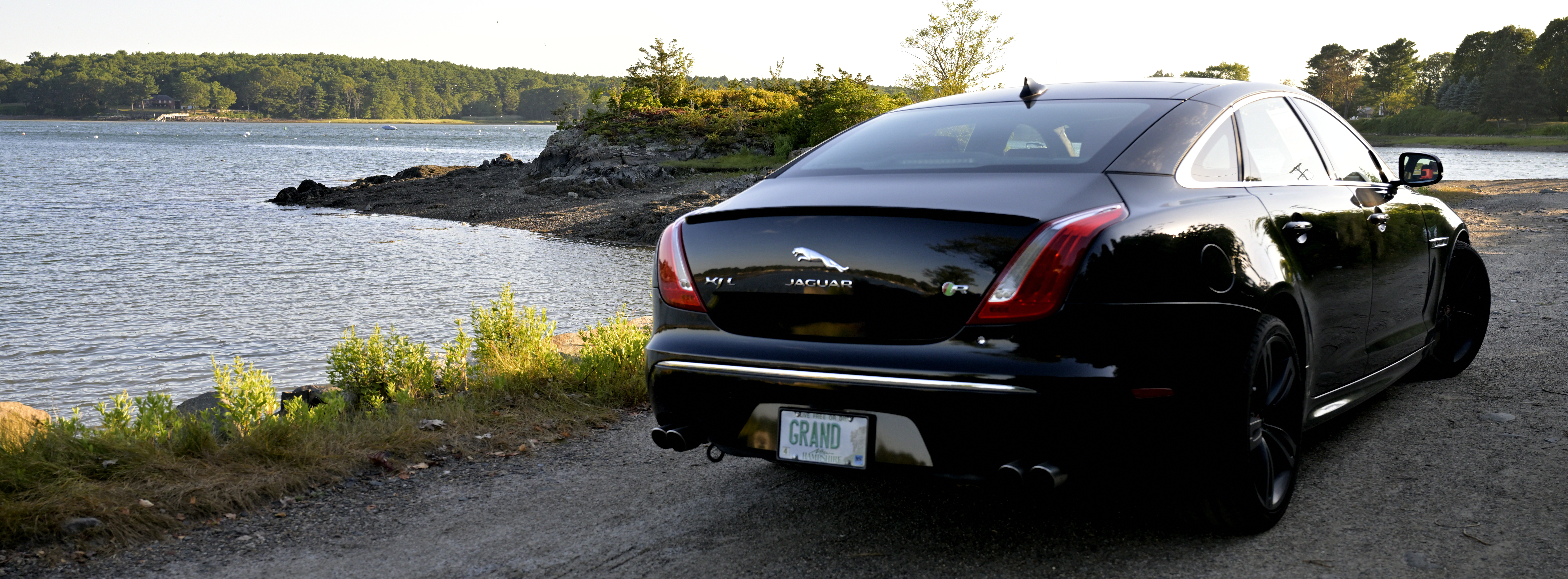 Used 2014 Jaguar XJ R LWB RWD image 6