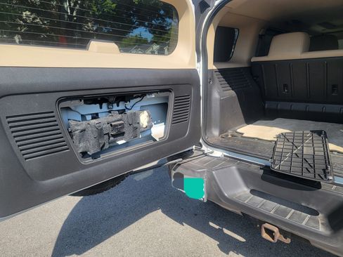 Used 2006 HUMMER H3 AWD/4WD image 9