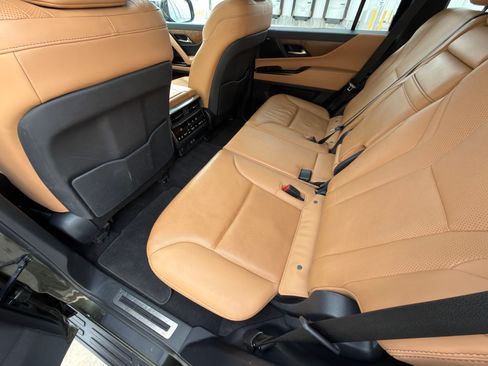 Used 2022 Lexus LX 600 4WD w/ Interior Upgrade Package image 11
