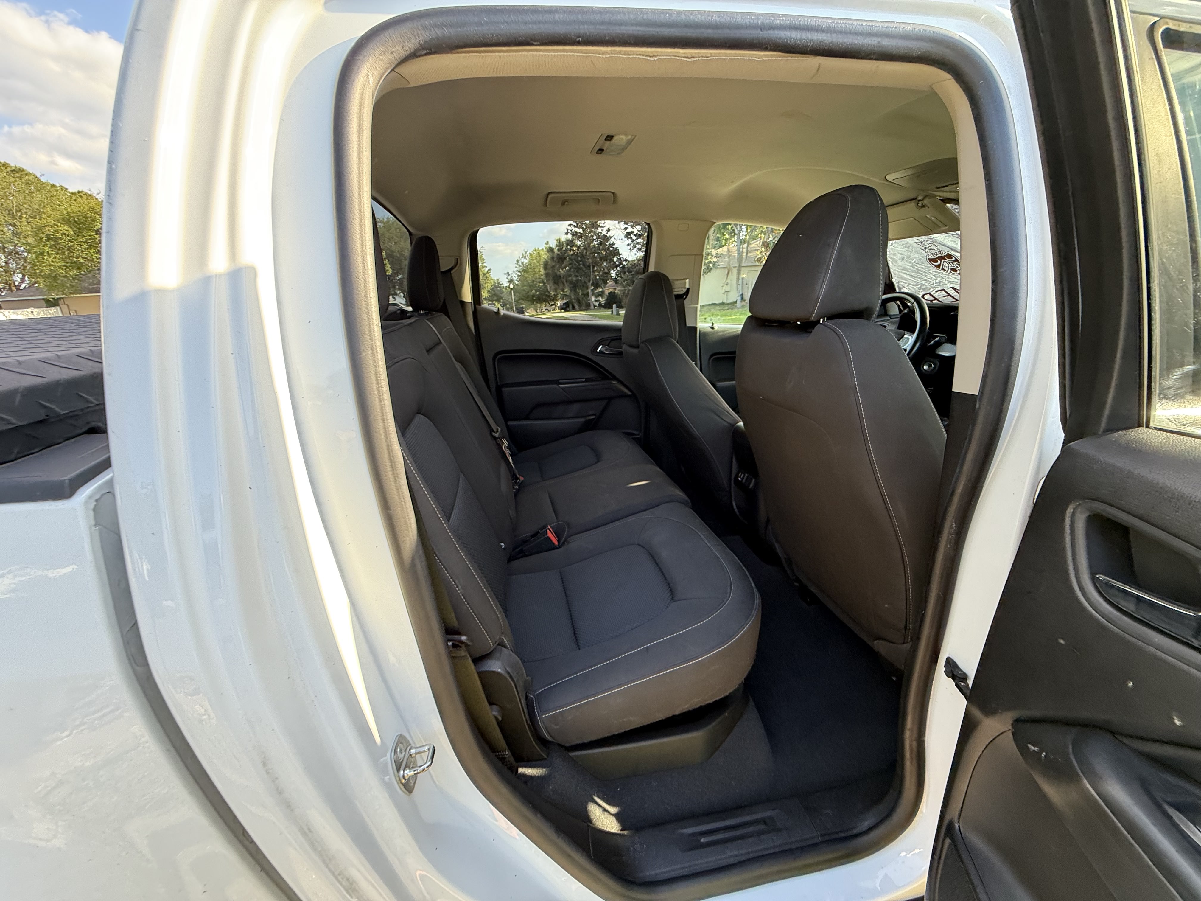 Used 2019 Chevrolet Colorado LT RWD image 15