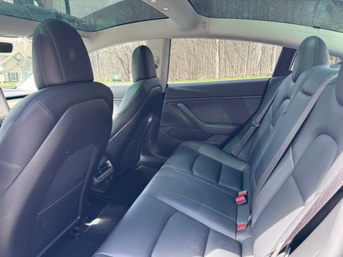 Used 2019 Tesla Model 3 Long Range image 5