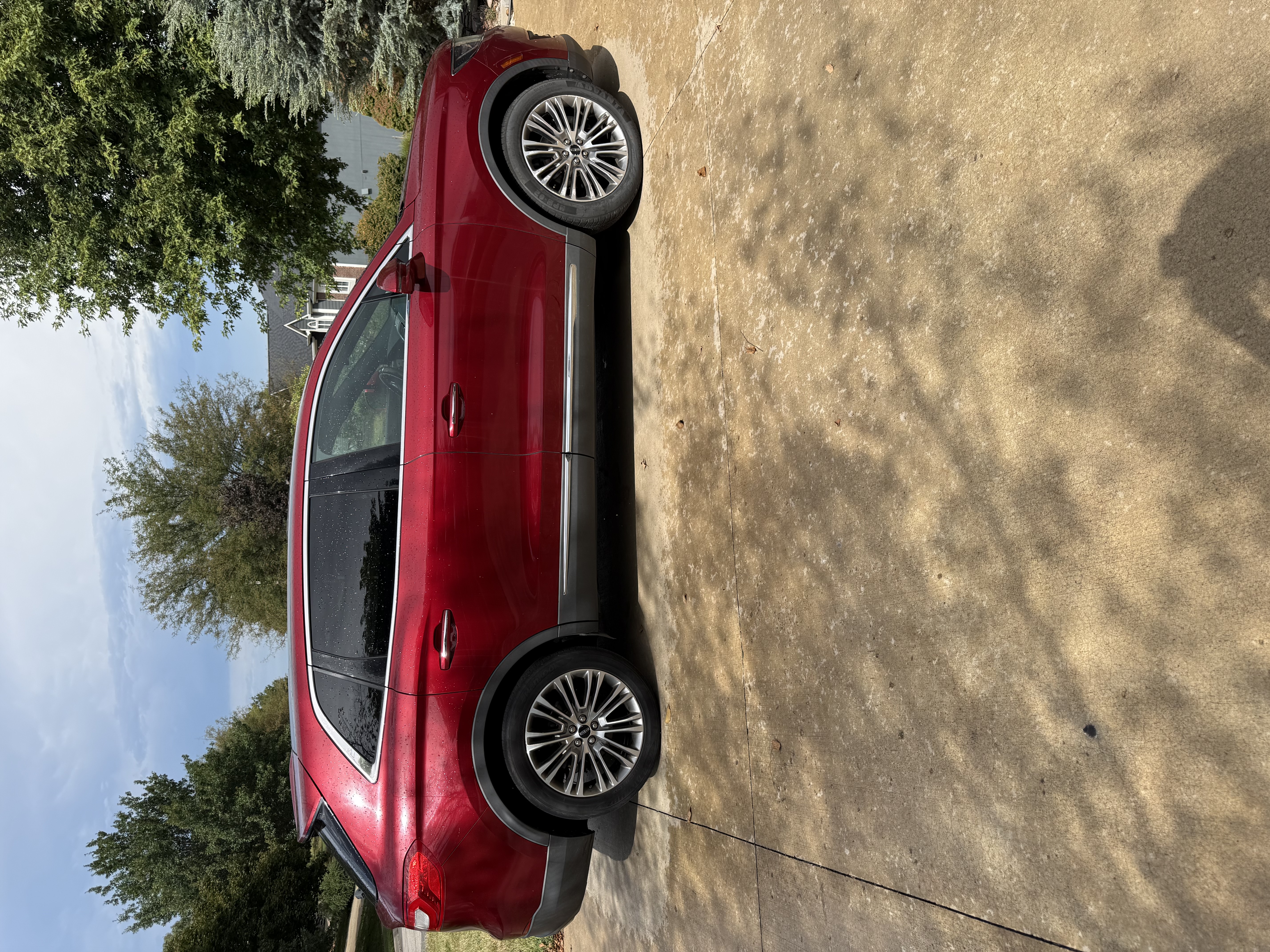 Used 2016 Lincoln MKX Reserve w/ Climate Package AWD/4WD image 13
