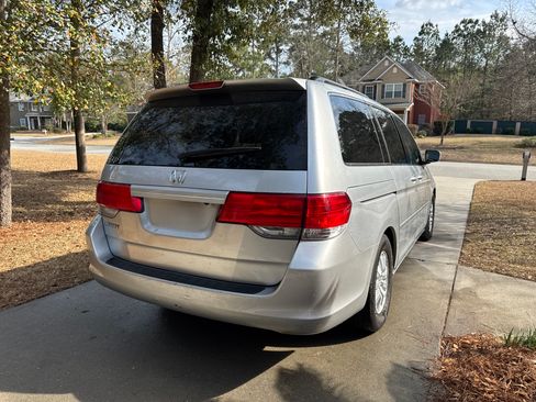 Used 2010 Honda Odyssey EX-L image 5