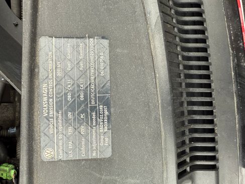 Used 2011 Volkswagen GTI Autobahn image 13