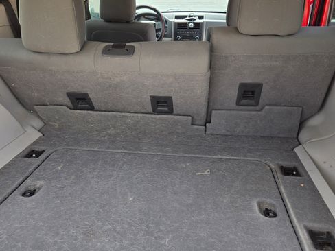 Used 2008 Jeep Liberty Sport w/ Popular Equipment Group AWD/4WD image 15
