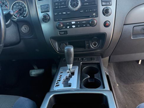Used 2012 Nissan Armada SV image 5