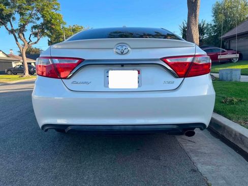 Used 2016 Toyota Camry XSE w/ Moonroof Package FWD image 6