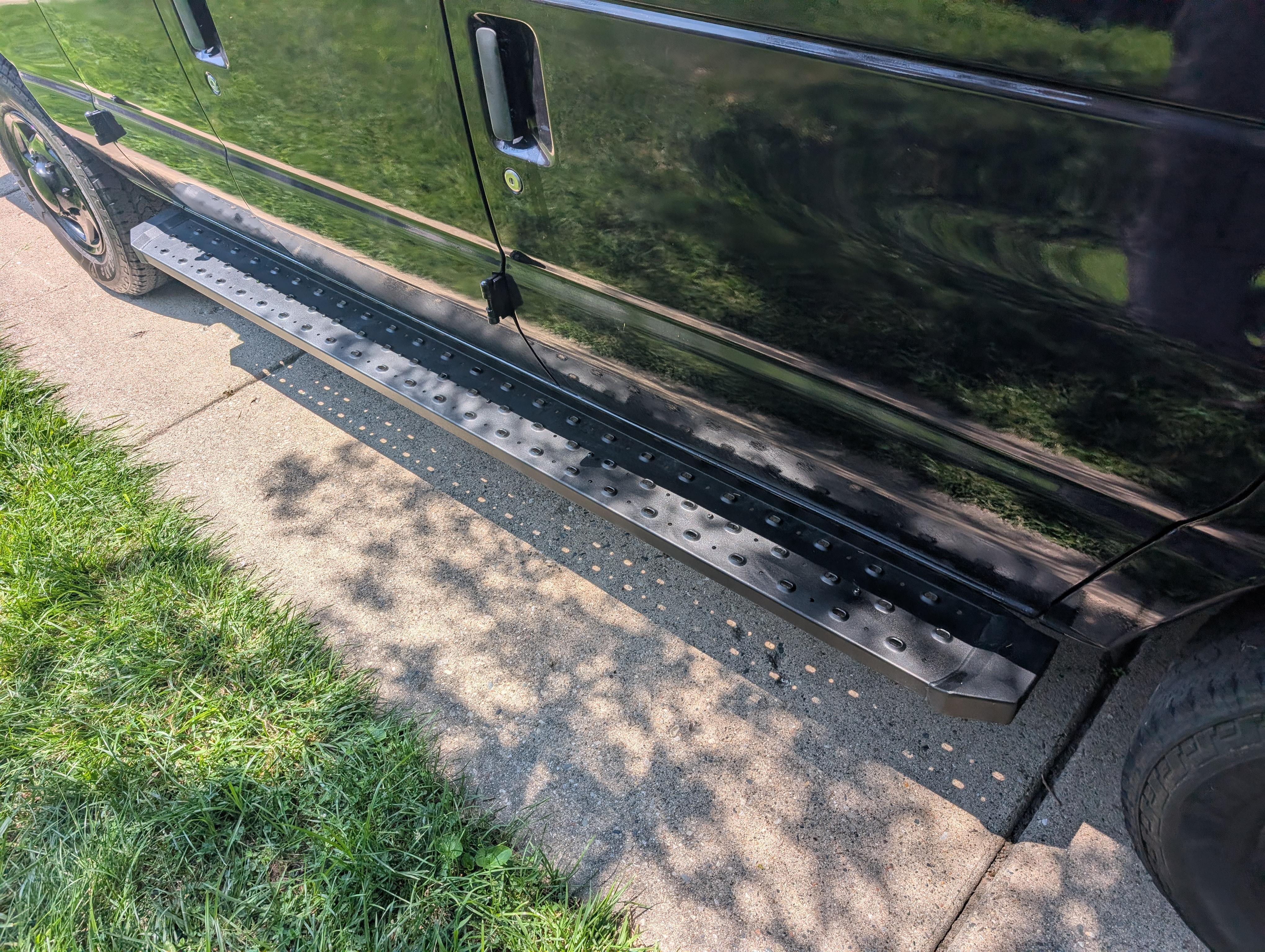 Used 2000 Ford E-350 and Econoline 350 Club Wagon RWD image 9