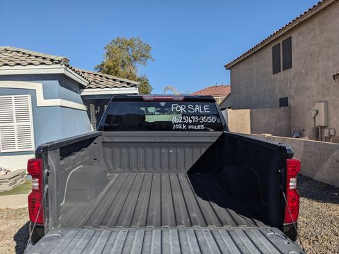 Used 2019 Chevrolet Silverado 1500 LT w/ All-Star Edition image 6