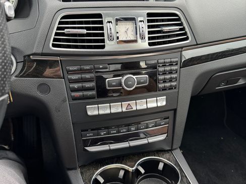 Used 2014 Mercedes-Benz E 350 4MATIC Coupe image 8