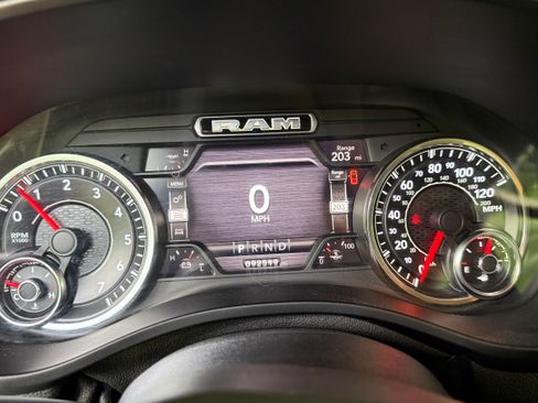 Used 2020 RAM 1500 Big Horn RWD image 8