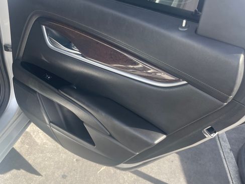 Used 2017 Cadillac XTS Luxury image 13