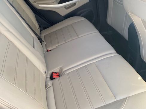 Used 2018 Ford EcoSport Titanium image 9