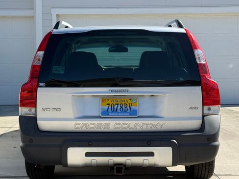 Used 2006 Volvo XC70 Ocean Race Edition image 5