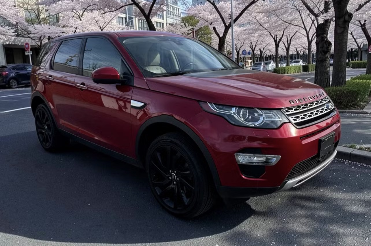 Used 2017 Land Rover Discovery Sport HSE Luxury AWD/4WD image 1