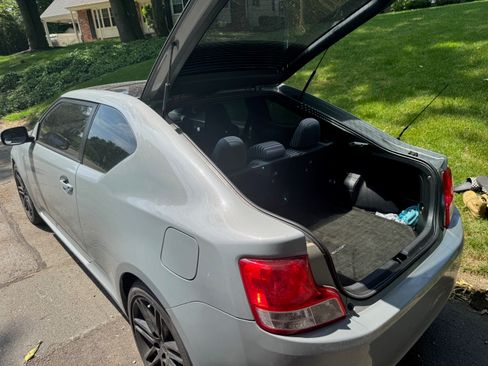 Used 2012 Scion tC FWD image 13