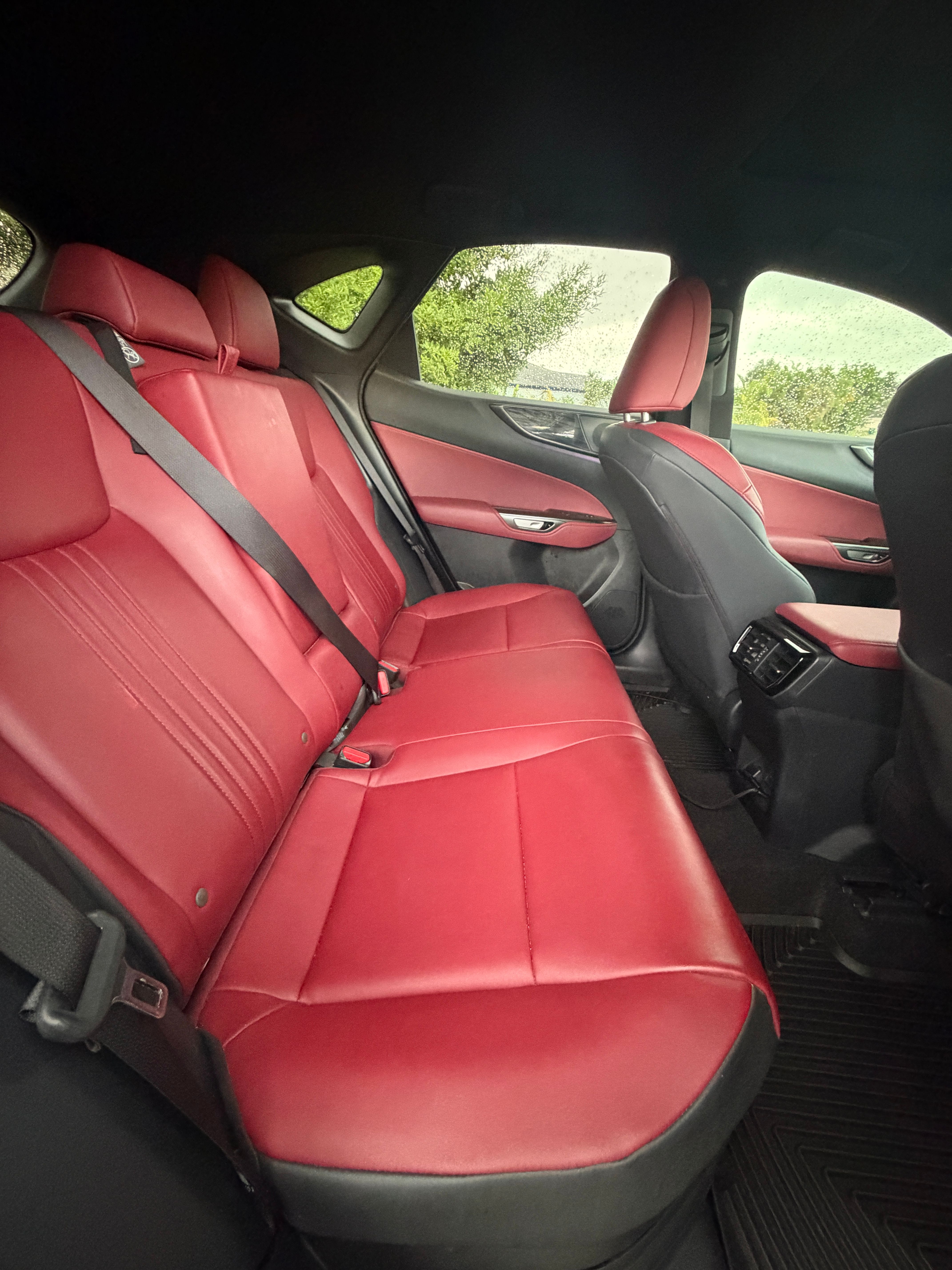 Used 2025 Lexus NX 350h AWD w/ Premium Package image 10