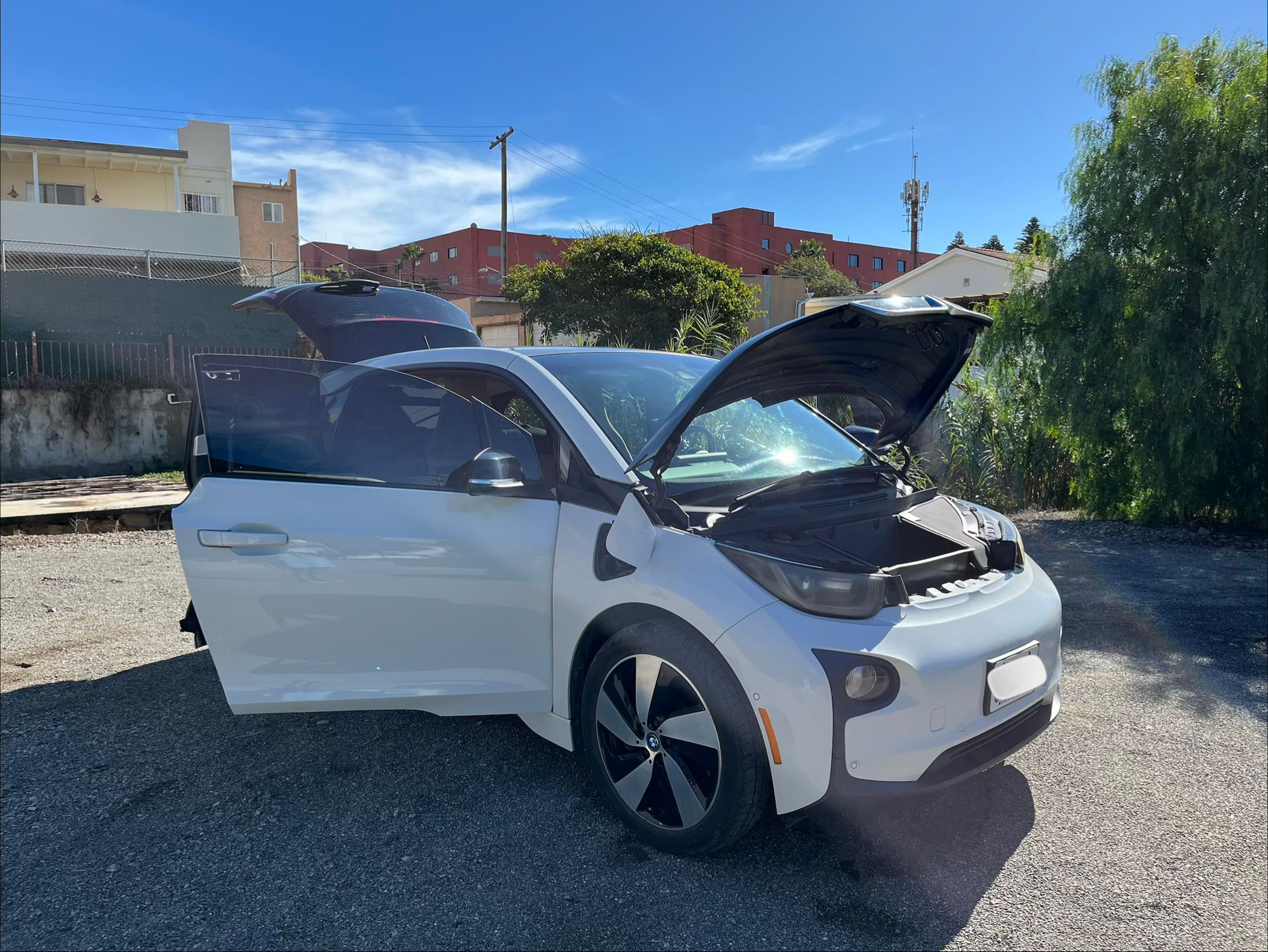 Used 2015 BMW i3 w/ Range Extender RWD image 13