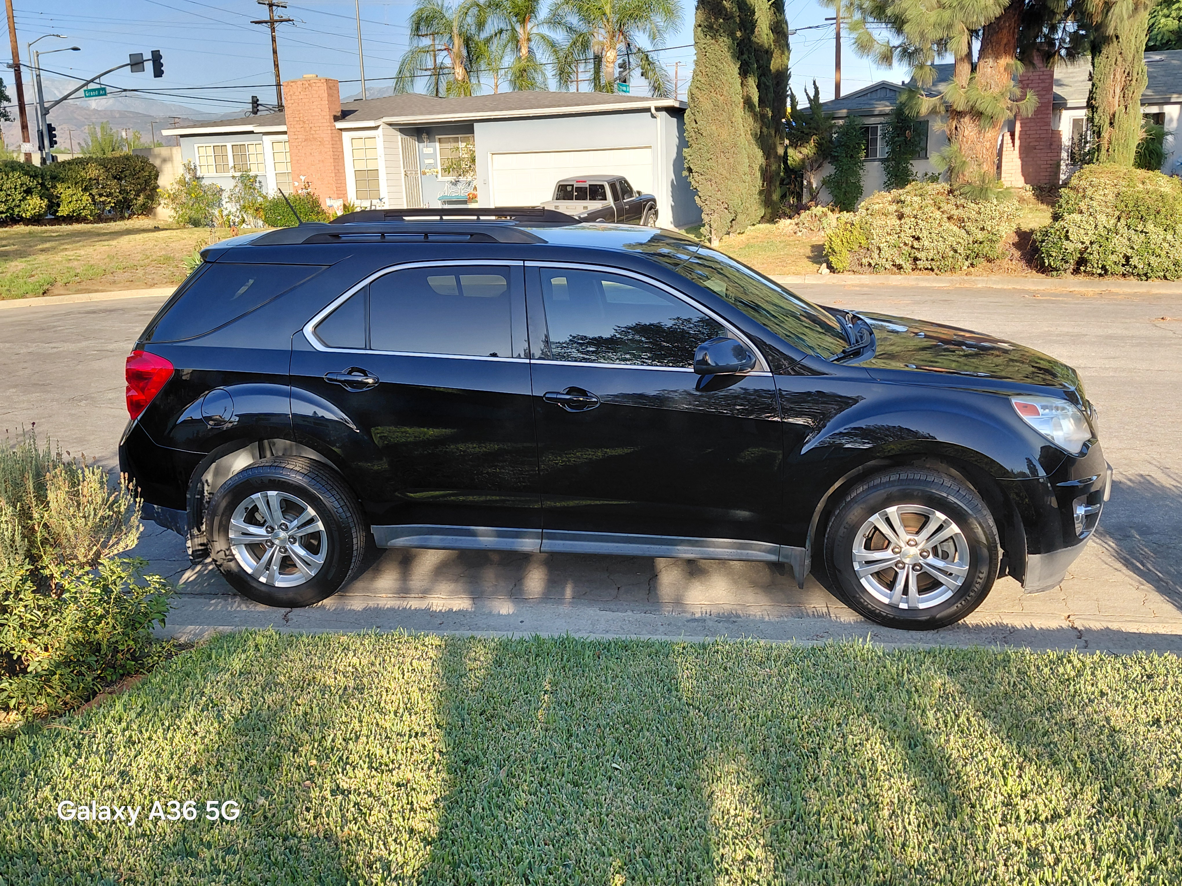 Used 2015 Chevrolet Equinox LT w/ Power Convenience Package FWD image 1
