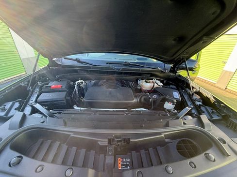 Used 2021 GMC Yukon Denali w/ LPO, Illumination Package image 13