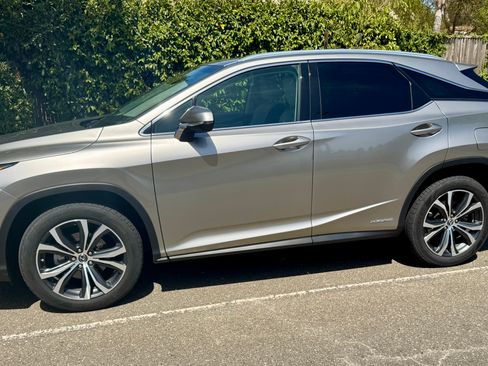 Used 2019 Lexus RX 450h AWD w/ Navigation Package image 2