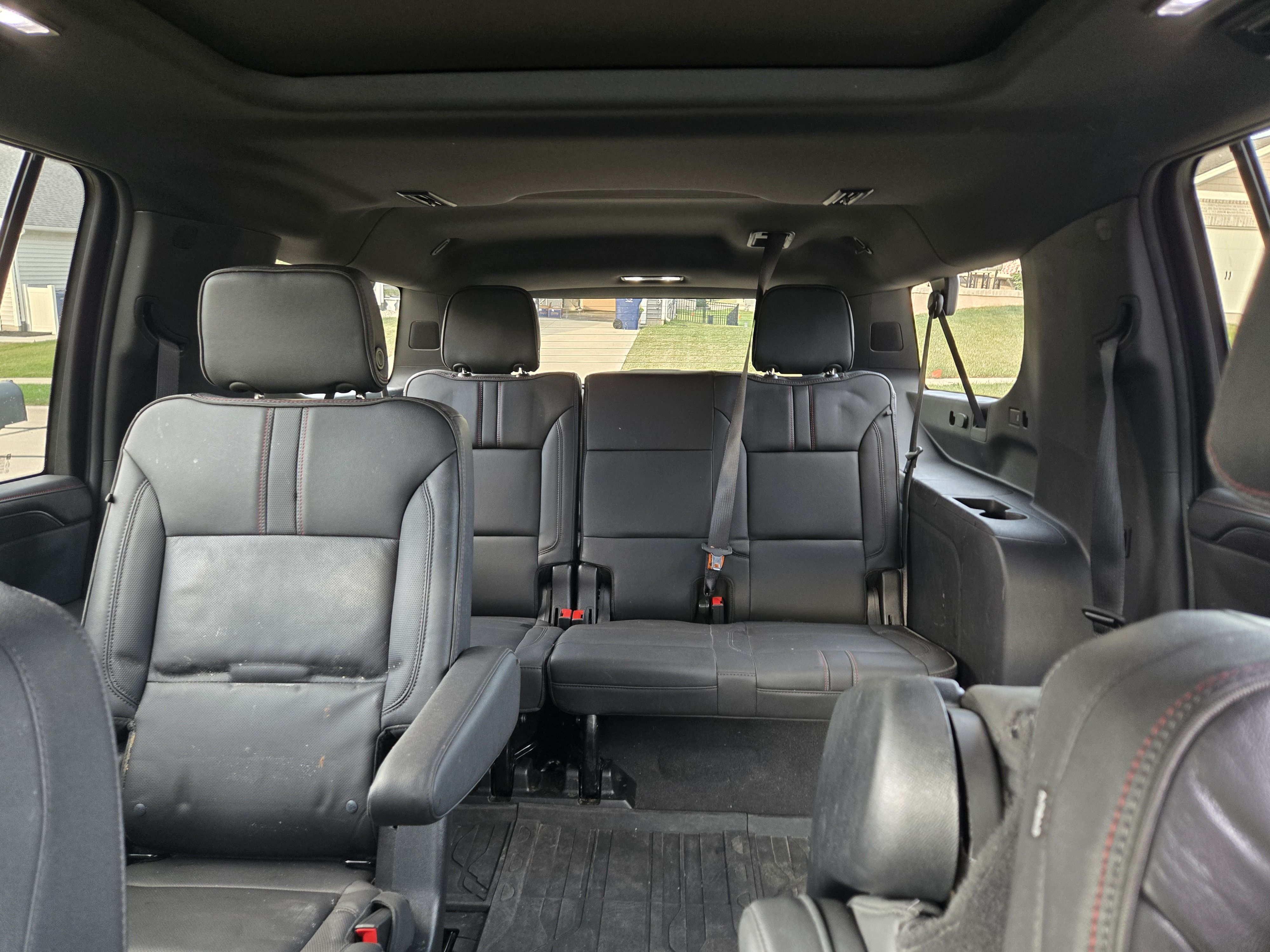 Used 2023 Chevrolet Suburban RST w/ Luxury Package AWD/4WD image 20