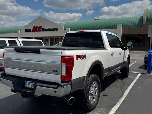 Used 2019 Ford F250 King Ranch w/ King Ranch Ultimate Package AWD/4WD image 8