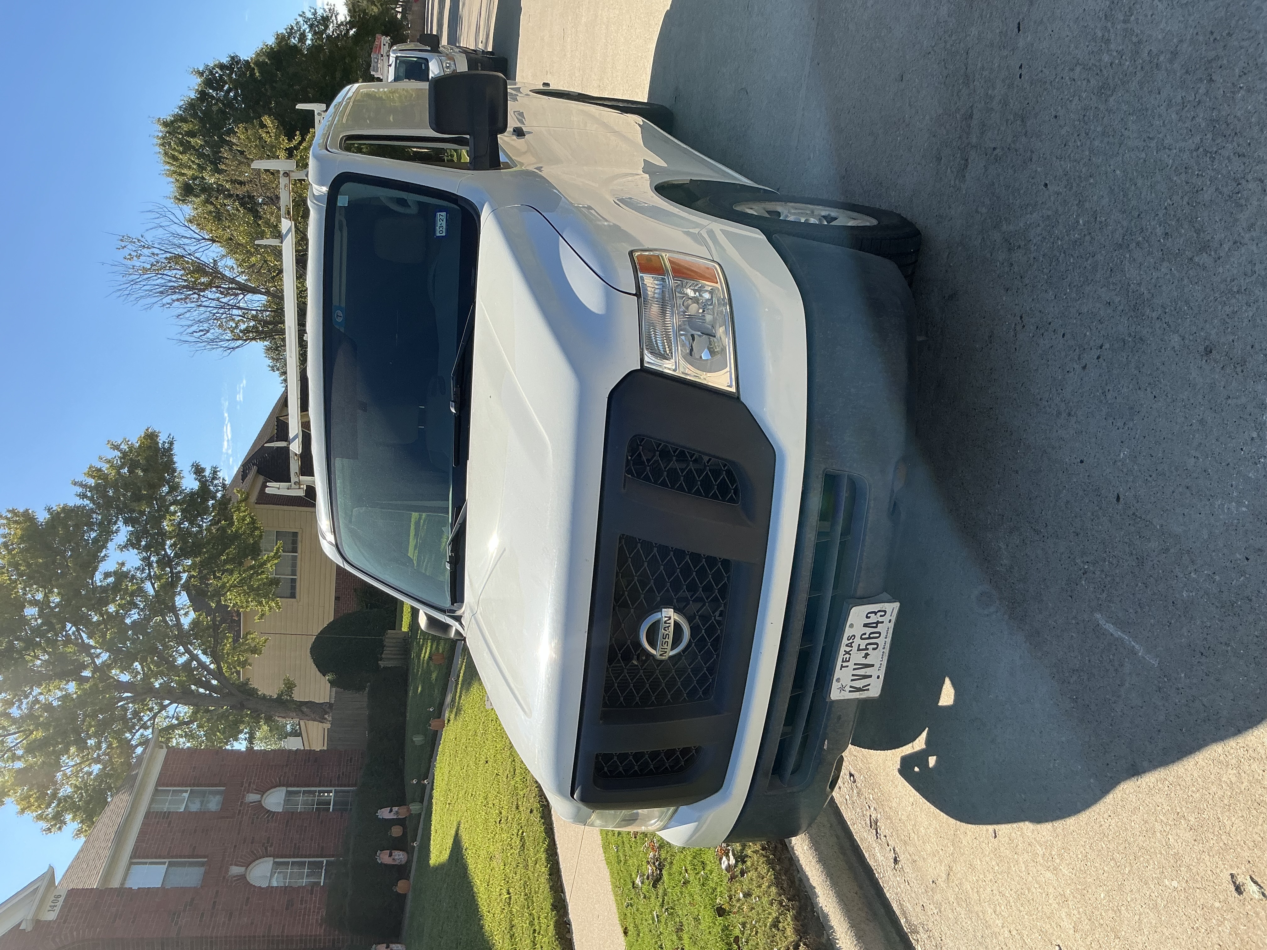 Used 2018 Nissan NV 2500 SV w/ Navigation Package RWD image 1